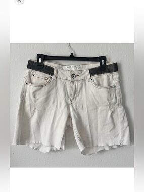 Womens Juniors Dollhouse Distressed Jean Shorts White Denim Size 11